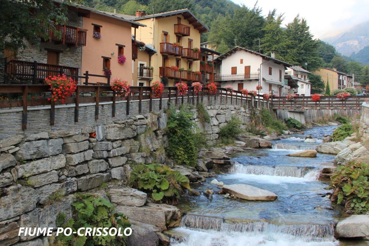 La Finestra Sul Monviso Apartment Crissolo Luaran gambar