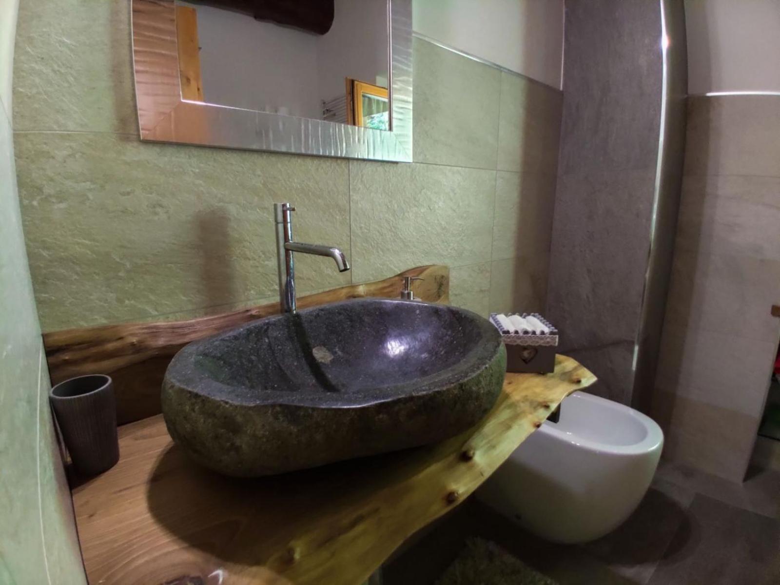 La Finestra Sul Monviso Apartment Crissolo Luaran gambar